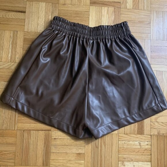Short en faux cuir - Picture 1 of 5